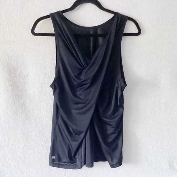 Lululemon Soul Stride Tank Woman’s Size 6 Black Twist Back Mesh Breathable - Picture 5 of 7
